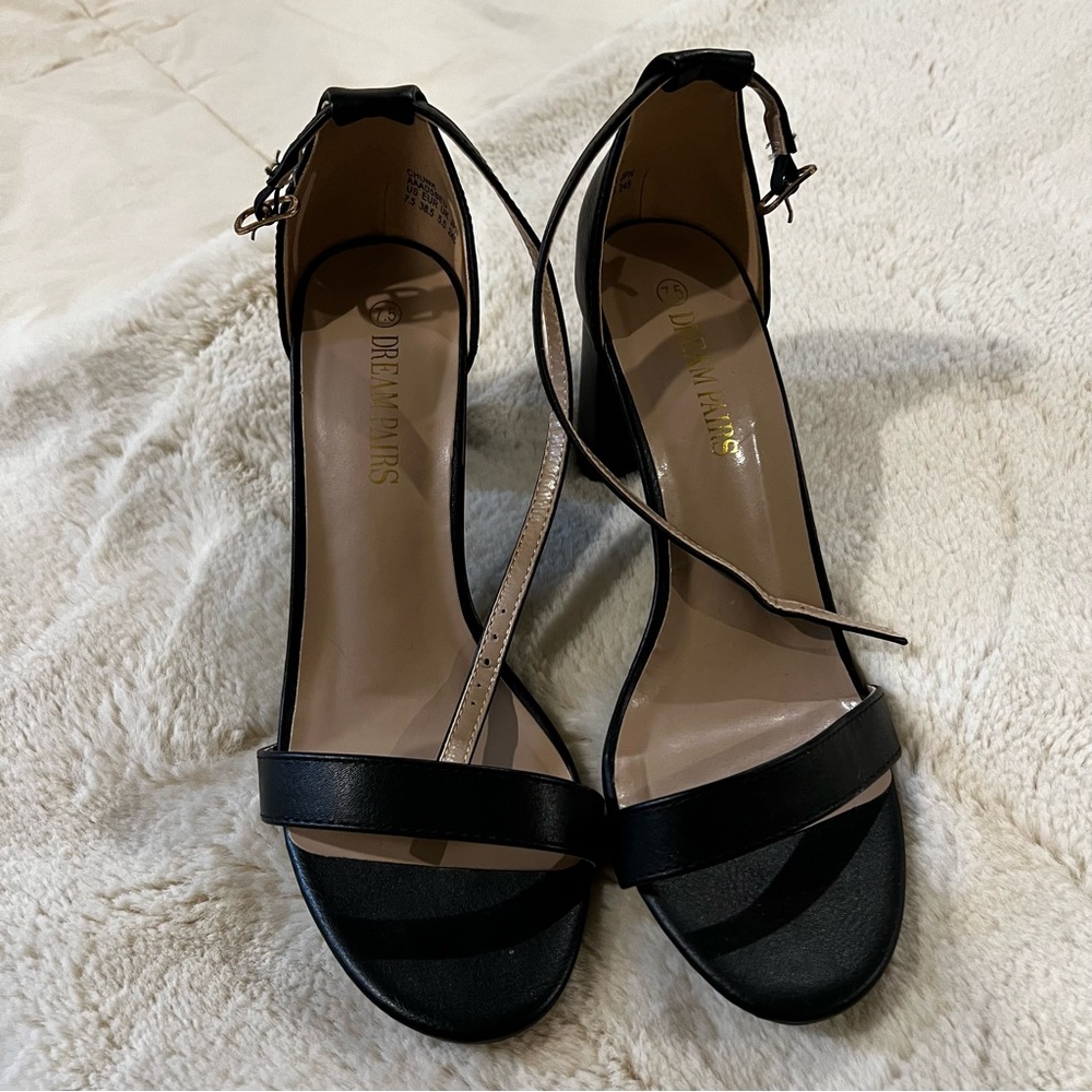 Dream Pairs Black Heels Elegant and Comfortable